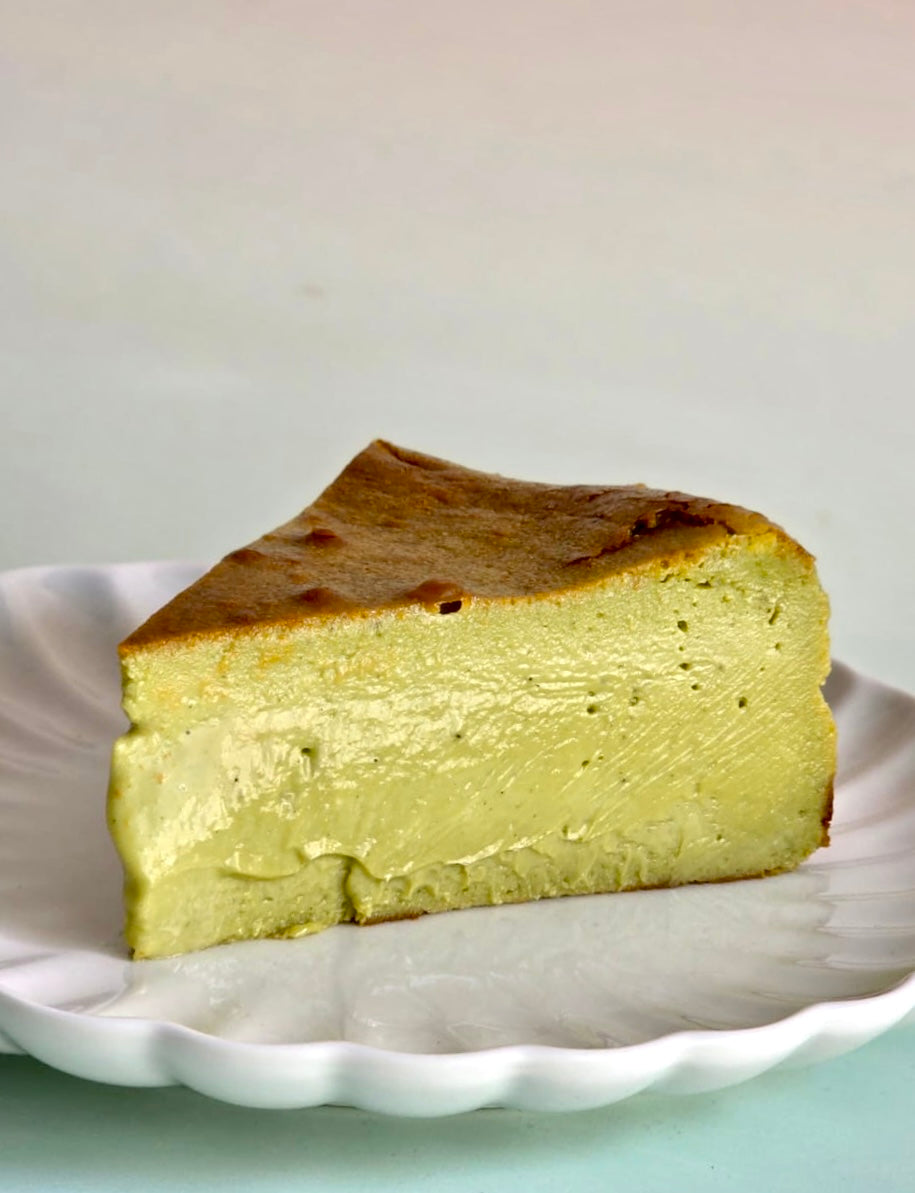 Tarta vasca té matcha