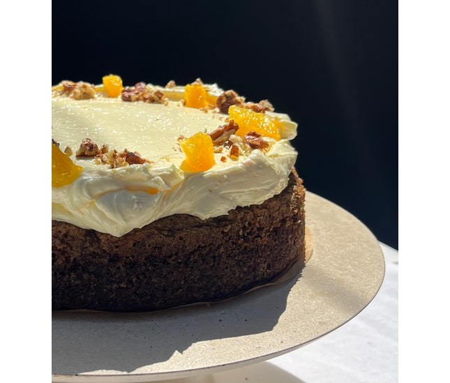 Carrot cake, buttercream naranjas, agua de azahar & miel