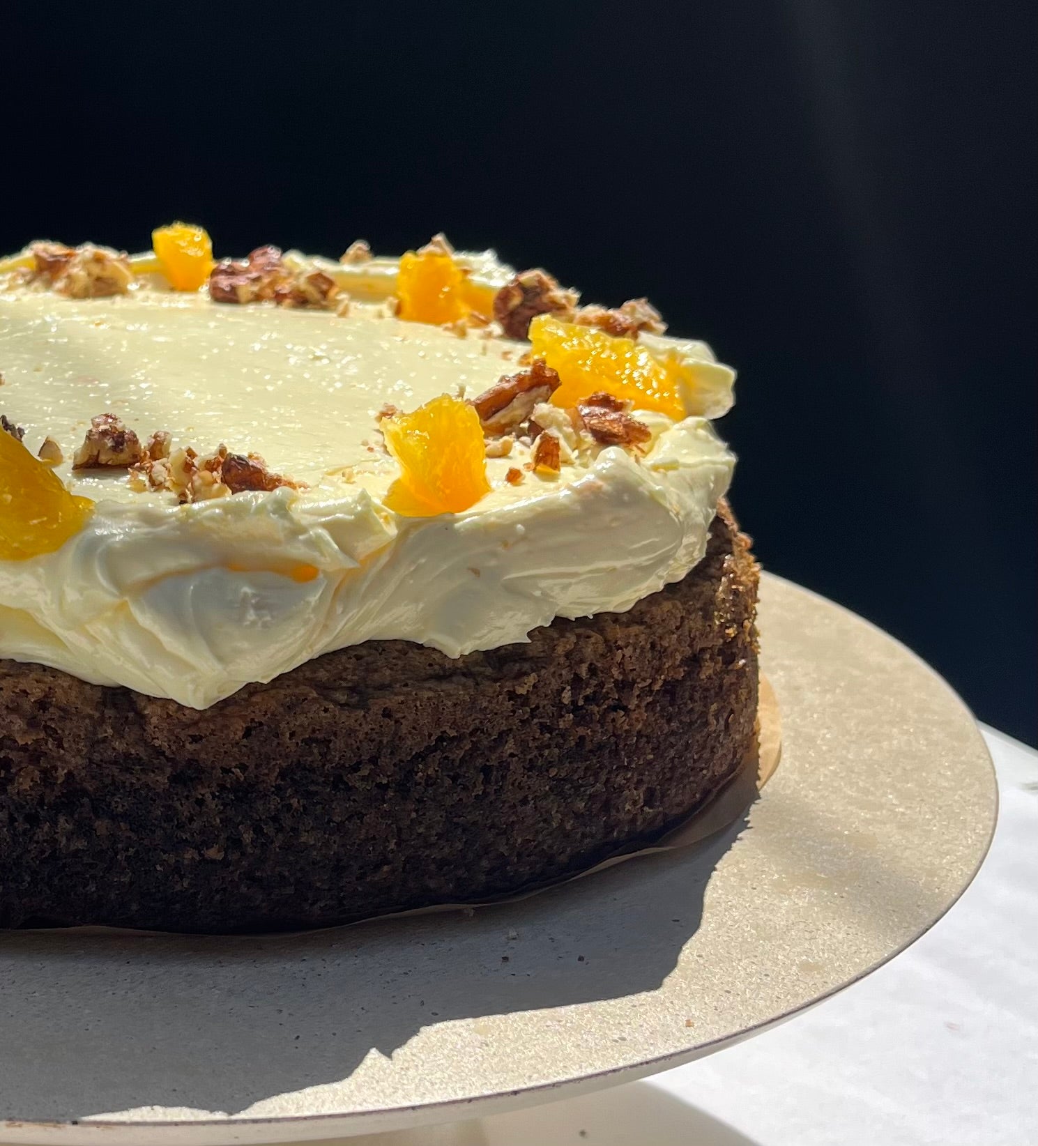 Carrot cake, buttercream naranjas, agua de azahar & miel