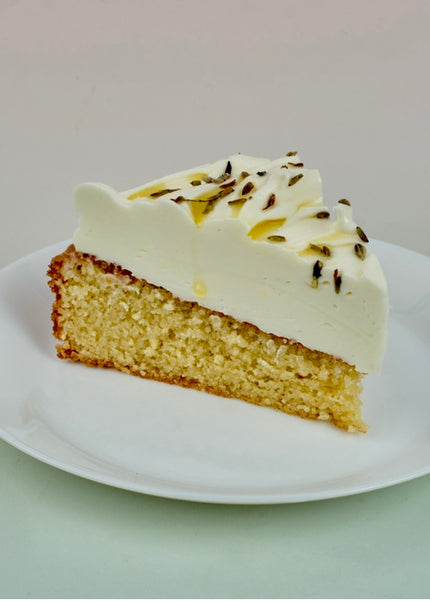 Tarta de Santiago con Crema de Queso de Cabra y Lavanda (Gluten Free)