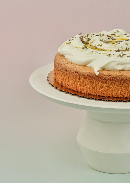 Tarta de Santiago con Crema de Queso de Cabra y Lavanda (Gluten Free)