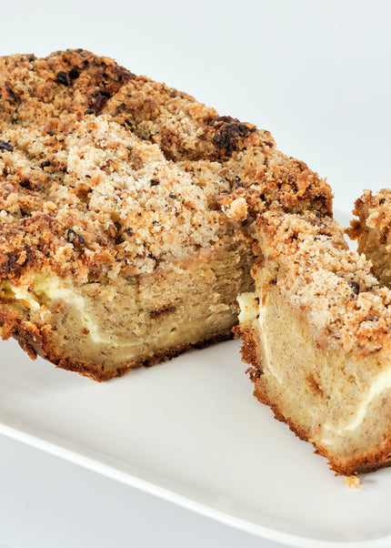 Loaf de Guineo con Queso y Nueces