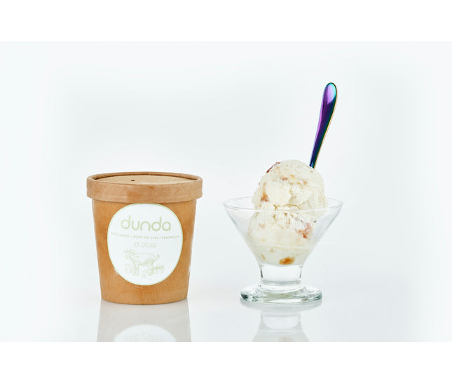 Gelato de Queso de Cabra con Bizcocho de Aceite de Oliva y Mermelada de Melocotón