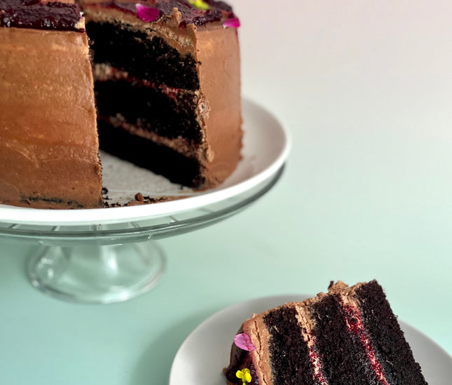 Bizcocho de chocolate, mermelada de remolacha & frambuesa